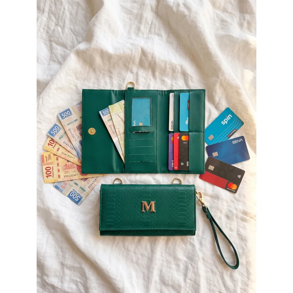 Cartera — bolsa personalizada con letras metálicas