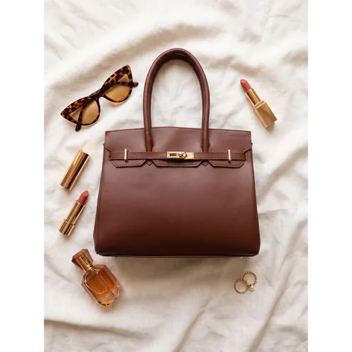 Bolsa Hécate personalizada con letras metálicas