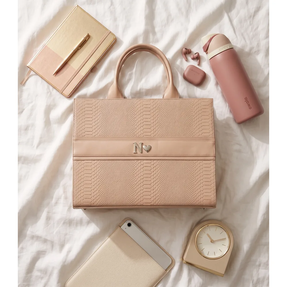 Hera Maxi — bolsa personalizada con letras metálicas
