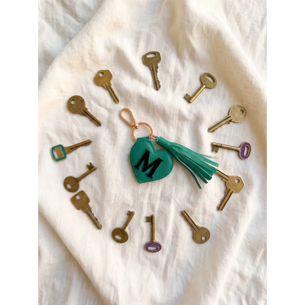 Llavero — bolsa personalizada con letras metálicas