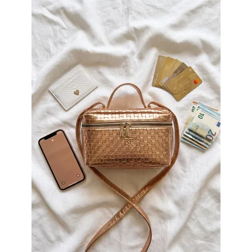 Bolsa Nyx personalizada con letras metálicas