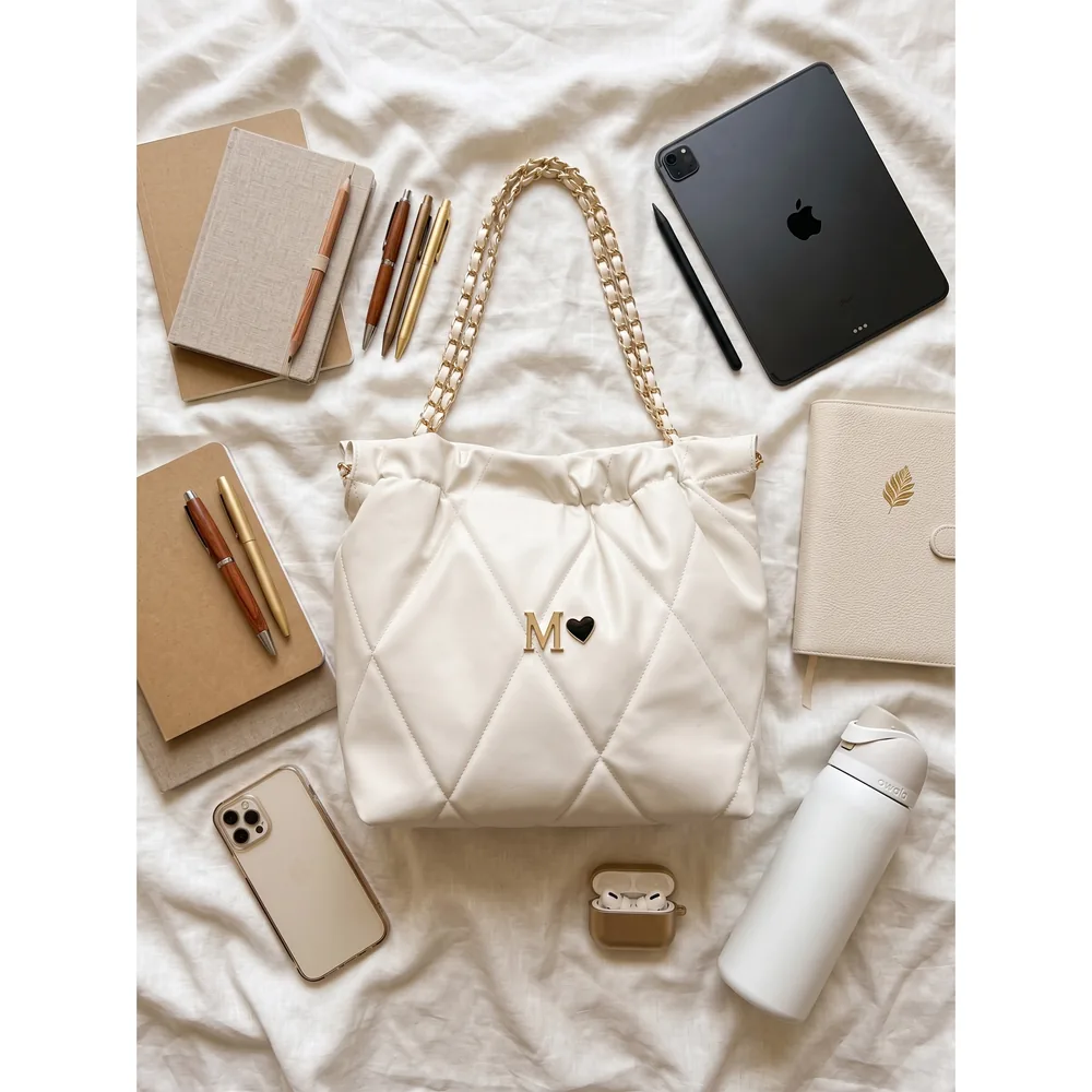 Theia 22 Maxi — bolsa personalizada con letras metálicas